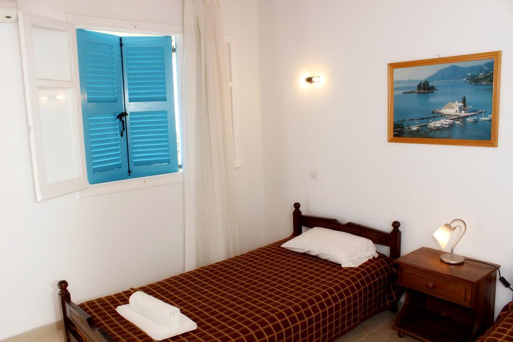 Sotiria Aparthotel Paramonas  Exteriör bild